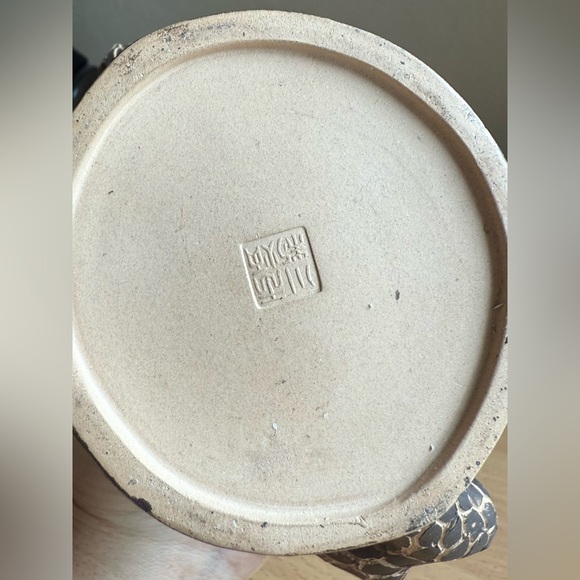 Vintage Yixing Zisha Pottery Teapot Chinese Pottery Tree Trunk Teapot - Picture 8 of 11